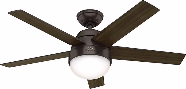 Ventilador de techo Hunter Stile en color bronce con luz y telecomando