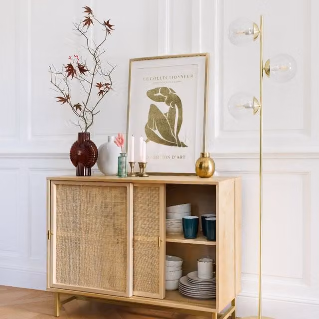 Lámpara de pie moderna Atmosphera con esfera de cristal transparente y acabado en oro/latón