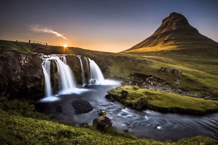 Cuadro Hexoa Cascada Kirkjufell Islandia Impresión sobre Lienzo Multicolor An: 90 cm, Al: 60 cm